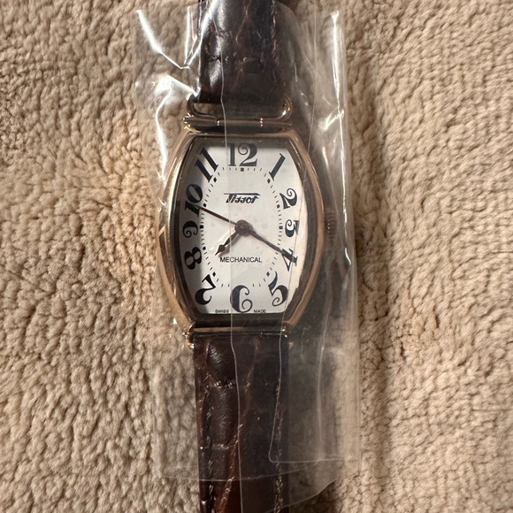 TISSOT HERITAGE PORTO MECHANICAL WATCH - Picture 6 of 9